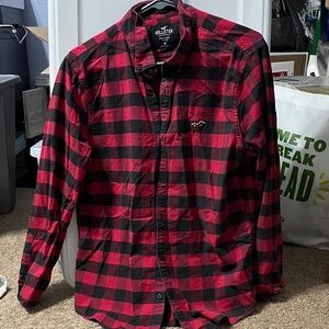 Hollister Men's Plaid Shirt in Red and Black, Slim Fit
